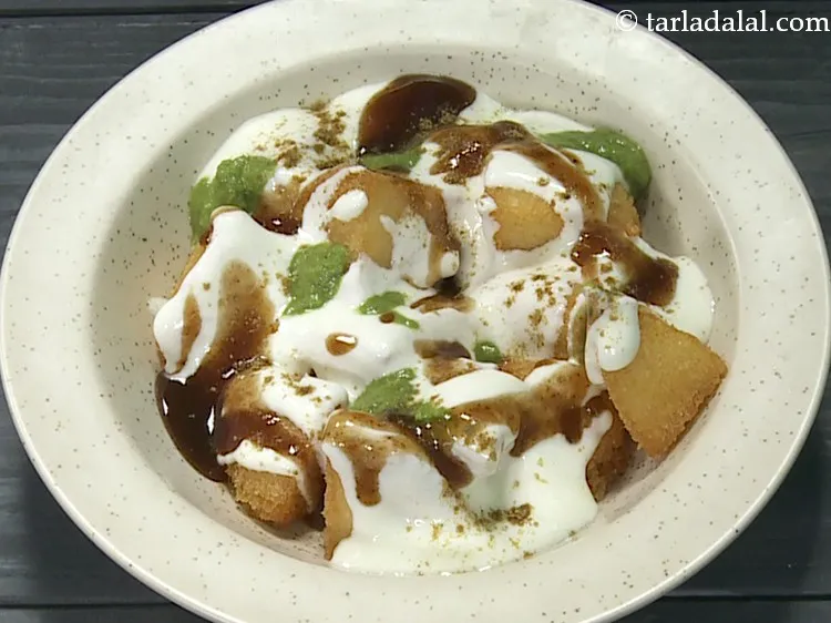 Step 11 – Finally sprinkle a little cumin seeds powder. Adding roasted jeera powder gives a great flavour …