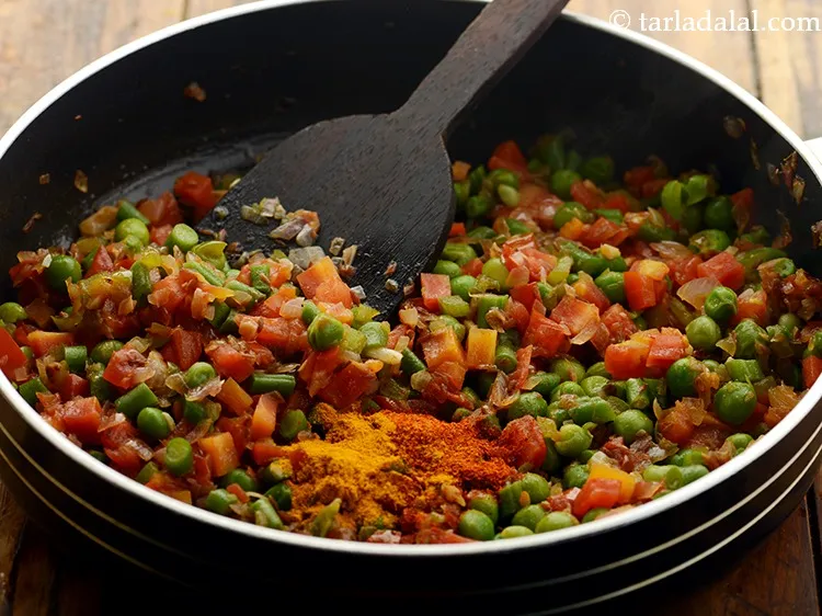 Step 16 – Add turmeric powder.&nbsp;