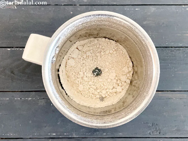 Step 5 – Blend to a powder to get oats flour.