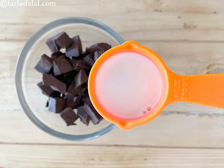 Step 8 – Add&nbsp;<meta charset="UTF-8" />2 tbsp&nbsp;<a href="glossary-milk-514i">milk</a>.