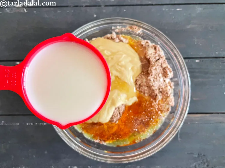 Step 17 – Add&nbsp;<meta charset="UTF-8" />1/4 cup&nbsp;<a href="glossary-unsweetened-almond-milk-badam-ka-doodh-2555i">unsweetened almond milk</a>.