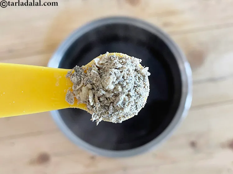 Step 14 – Add the prepared coarse tea masala&nbsp;mixture.