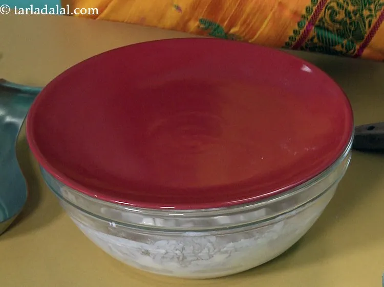 Step 7 – Cover with a lid and keep aside for 10 to 15 minutes.&nbsp;