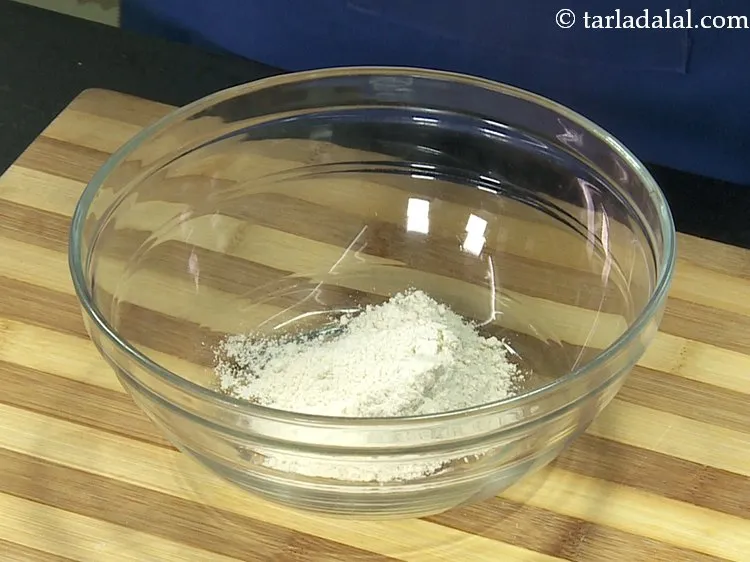 स्टेप 2 – <strong>जीरा पूरी</strong> बनाने के लिए | <strong>किड्स स्कूल स्नैक रेसिपी …