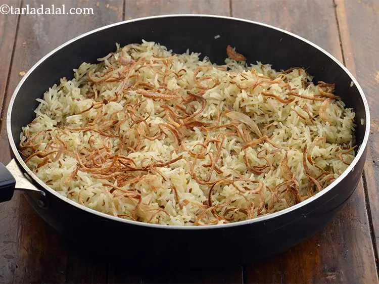 Step 19 – Garnish with the fried onions. This is optional but, crispy onions provides a unique flavour …