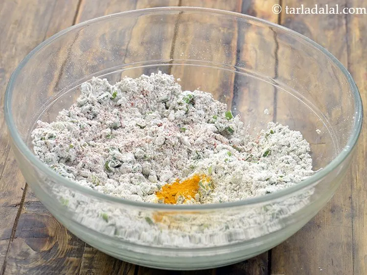 Step 7 – Add turmeric powder.&nbsp;Turmeric helps in digestion of food thus helping to overcome indigestion.&nbsp;Haldi may help …