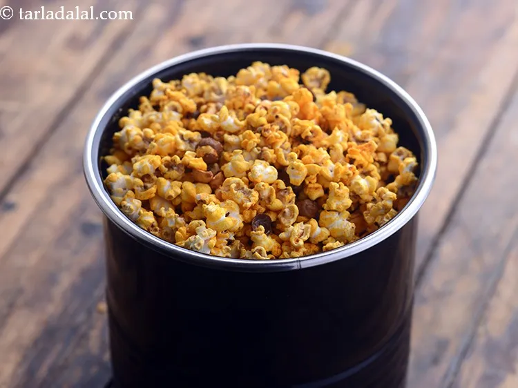 स्टेप 17 – <strong>ज्वार धानी चिवडा</strong> को पूरी तरह से ठंडा करें और …