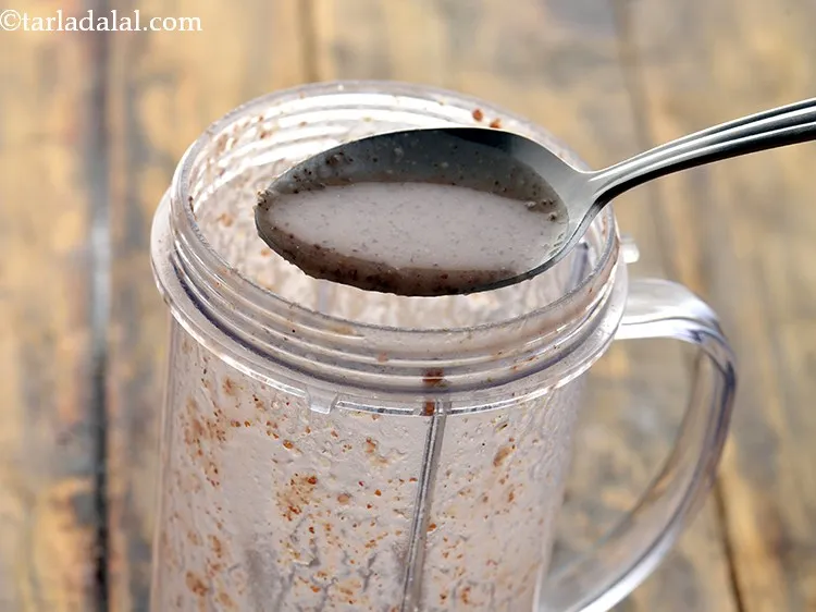 स्टेप 23 – मुलायम होने तक पीस लें। पके हुए मिश्रण का कोई …