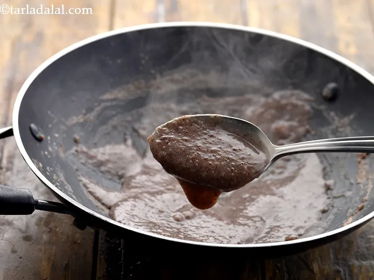 स्टेप 25 – <strong>बच्चों के लिए ज्वार, रागी और खजूर का पॉरिज </strong>को …