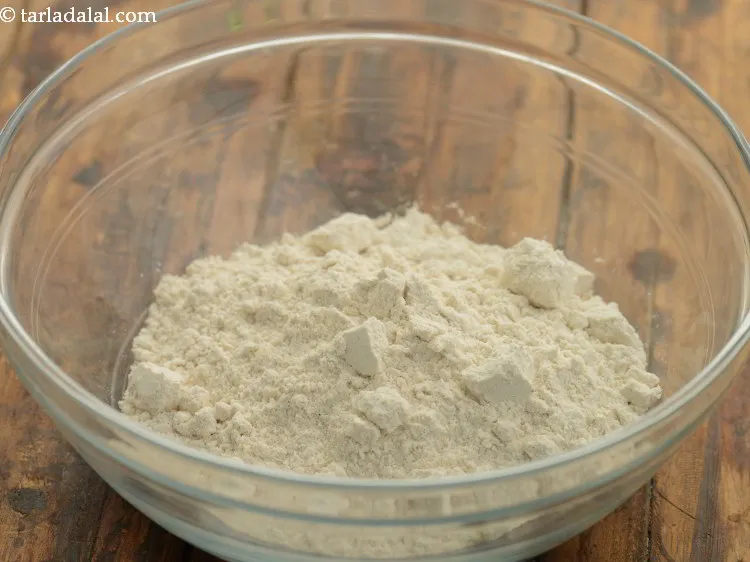 Step 8 – To make <strong>jowar bhakri recipe| healthy jowar bhakri | jwarichi bhakri | how to make …