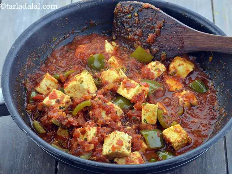 Step 18 – Toss gently. If you toss&nbsp;<strong>kadai paneer sabzi | kadai paneer recipe | restaurant style kadai …