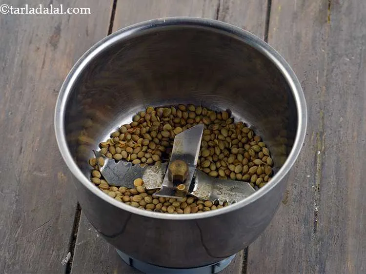 स्टेप 1 – <strong>कड़ाही पनीर</strong> बनाने के लिए | <strong>कड़ाही पनीर कैसे बनाए …