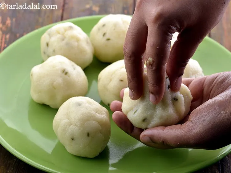 Step 19 – Cover the stuffing by bringing the edges to the center.