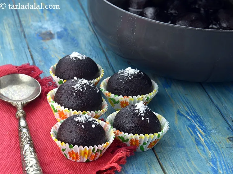 Step 25 – Serve <strong>kala jamun recipe | black jamun with khoya or mava | Indian mithai recipe …