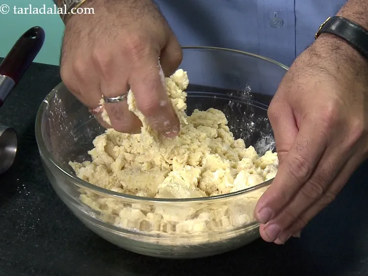 Step 13 – Mix all the ingredients well with your hands.&nbsp;