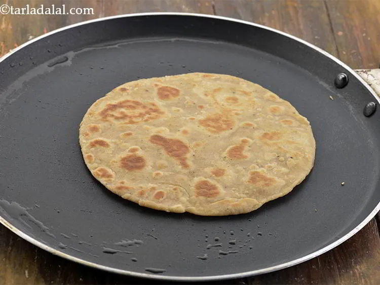 स्टेप 13 – <strong>काली मिर्च कोकी (सिंधी कोकी यात्रा के लिए)</strong> को दुसरी …