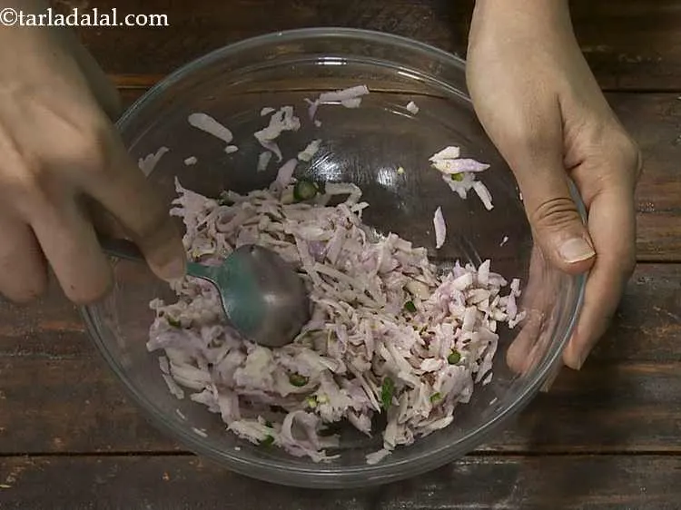 Step 4 – Mix all the ingredients together either using a spoon or with your hands.