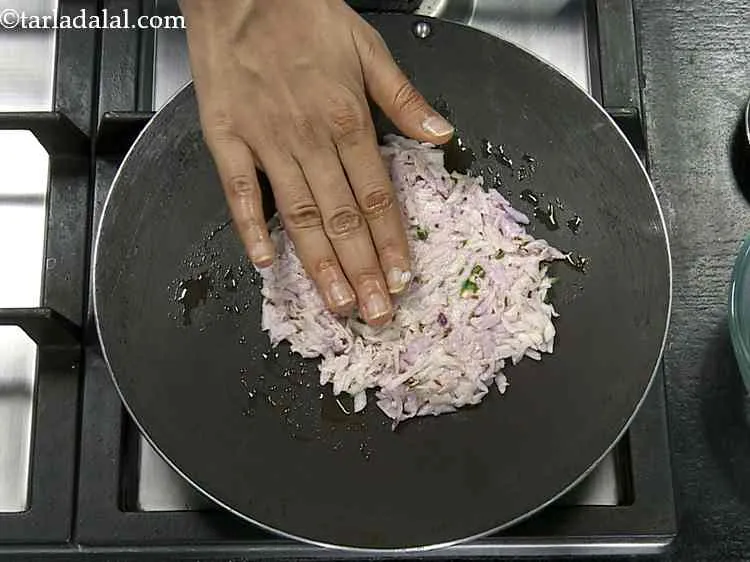 Step 8 – Spread the mixture evenly, gently pressing down with your fingers.