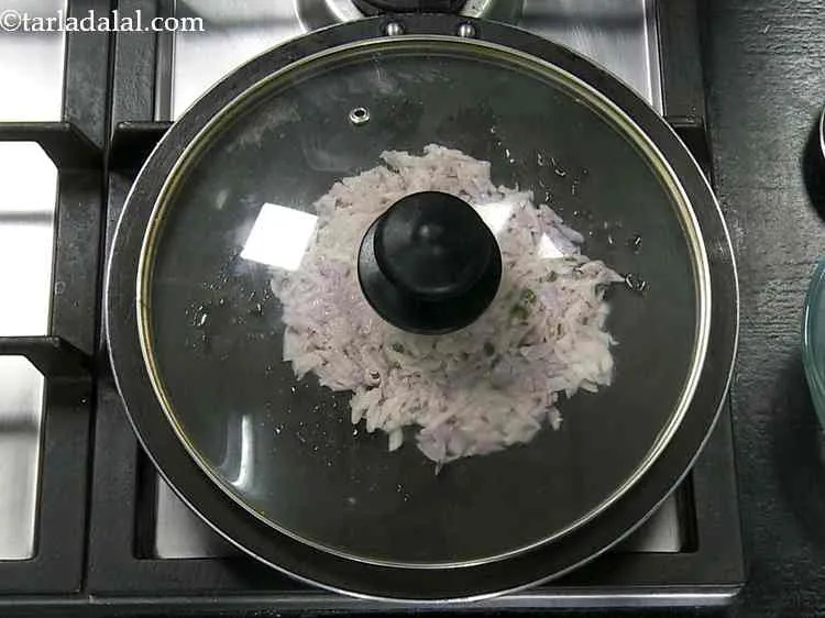 Step 9 – Cover it with a lid and cook on a medium flame for 2 minutes.