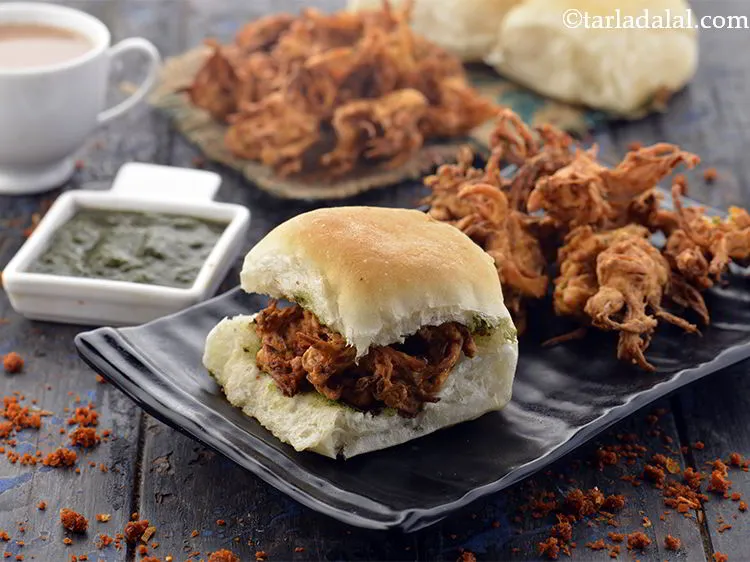 स्टेप 30 – एक प्याली चाय और कुछ तली हरी मिर्च के साथ …