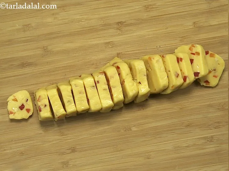 स्टेप 24 – ओवन को प्रीहीट करने के लिए रख दें और इस …