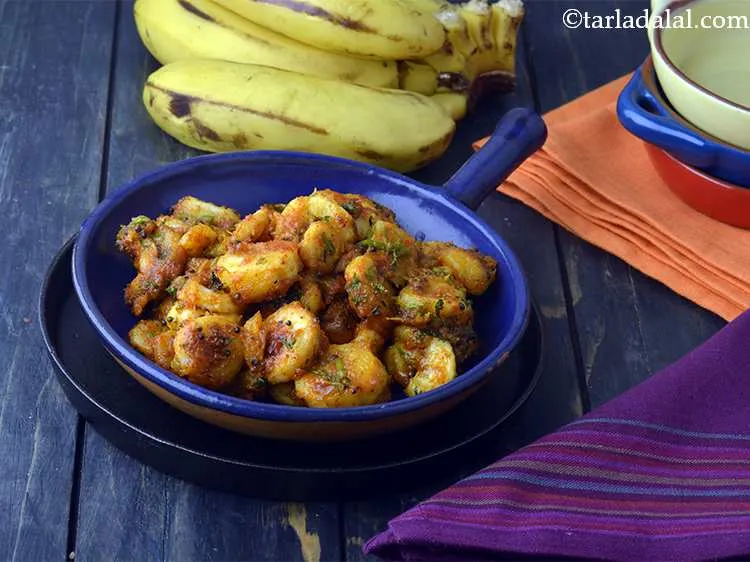 Step 10 – Serve&nbsp;<strong>kele ki sabzi | sukha kele ki sabzi | banana sabzi |&nbsp;</strong>&nbsp;immediately with hot <a …