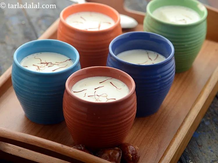 Step 15 – Refrigerate the <strong>khajur mishti doi</strong> for atleast 1 hour and serve chilled garnished with saffron …