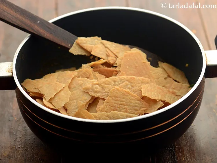 Step 11 – Add the khakhra.