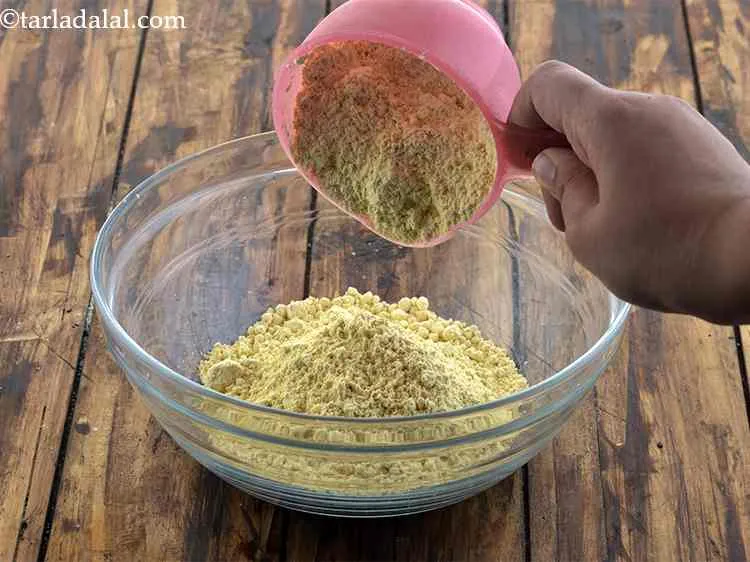 Step 3 – <p>For making the&nbsp;<strong>rasawala dhokla recipe |&nbsp;Gujarati style rasawala dhokla |&nbsp;khaman dhokla in rasa |</strong>&nbsp;we will …