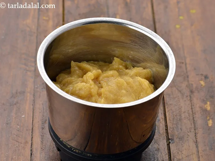 Step 12 – Add the apricot pur&eacute;e.