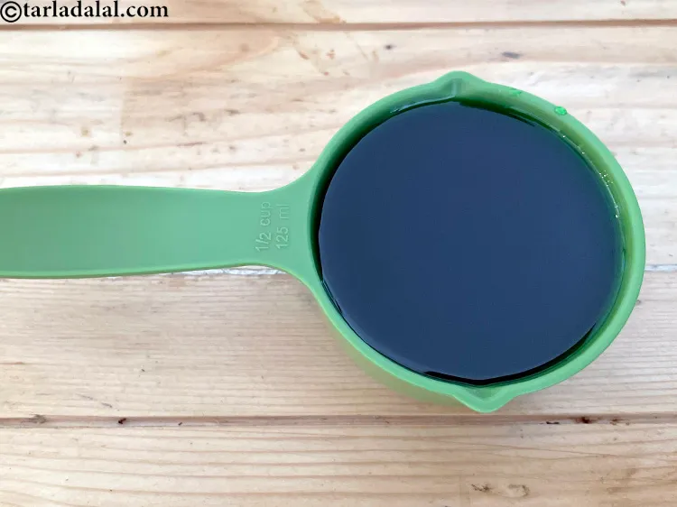 Step 10 – <meta charset="UTF-8" />This is what khus syrup looks like.&nbsp;Khus syrup when added to chilled water …