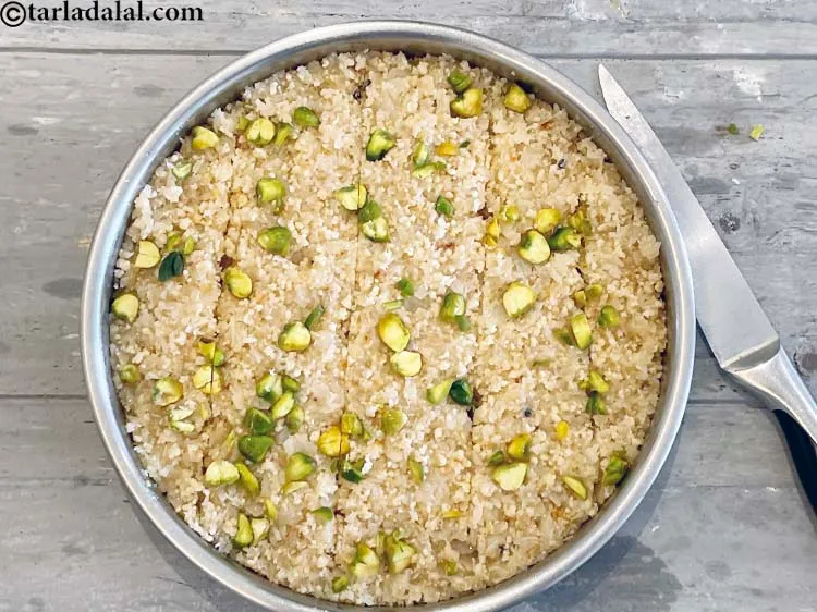 Step 23 – Since we need to make the <strong>kopra pak recipe&nbsp;|&nbsp;Gujarati topra pak&nbsp;|&nbsp;nariyal ki barfi&nbsp;|&nbsp;coconut barfi | …