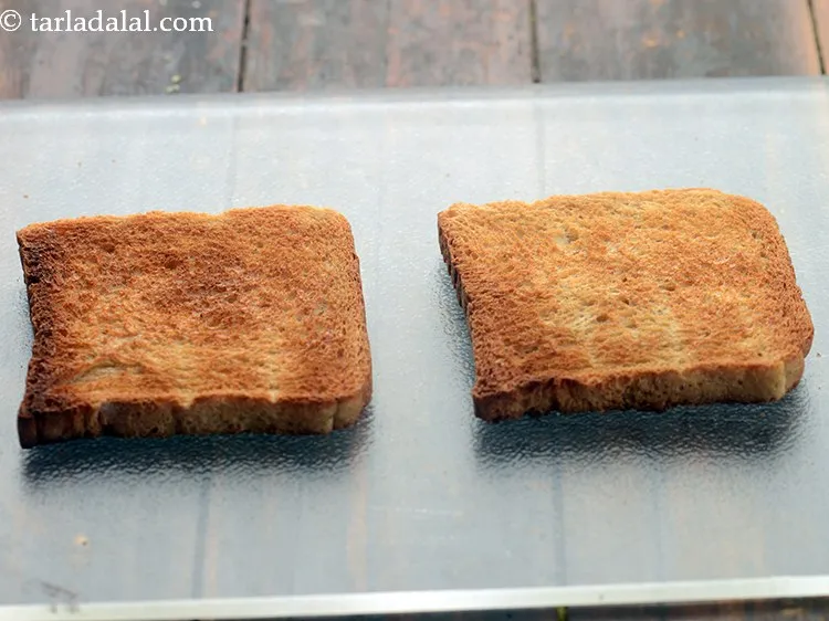 Step 17 – To prepare&nbsp;<strong>spicy garlic hummus sandwich | Lebanese hummus sandwich | healthy toasted sandwich with spicy …