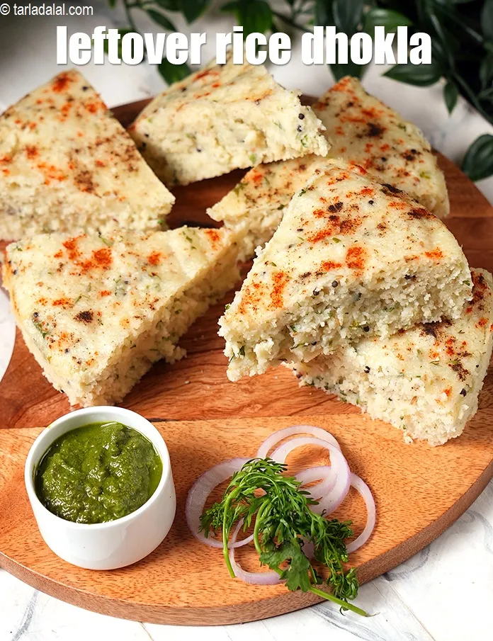 स्टेप 27 – <strong>इंस्टेंट चावल ढोकला को</strong>&nbsp;हरी चटनी के साथ तुरंत&nbsp;परोसें ।