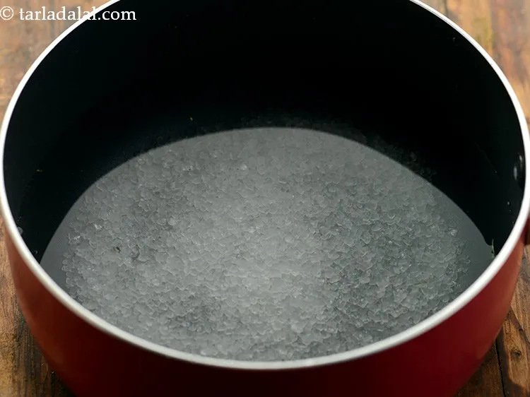 स्टेप 2 – शक्कर डालें। आप अपनी पसंद की मिठास के अनुसार कम …