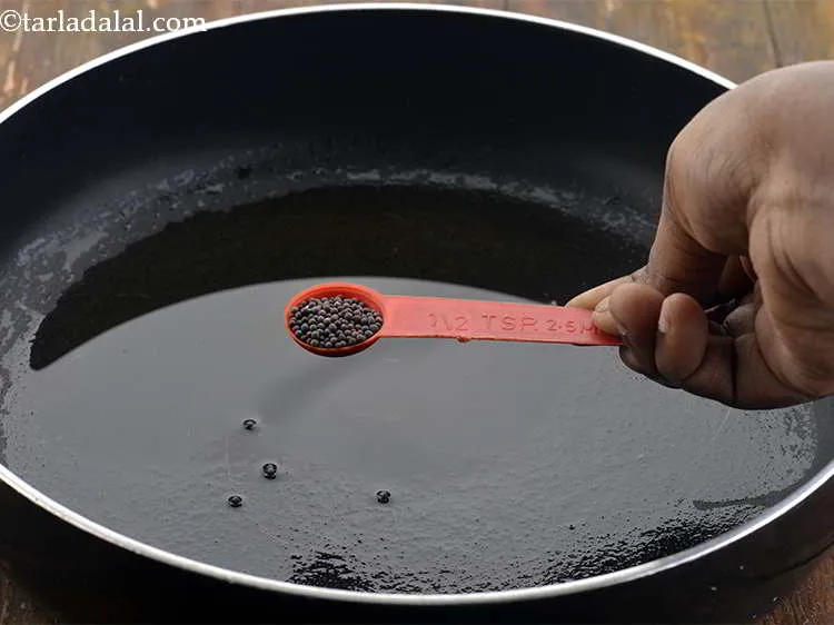 स्टेप 1 – <strong>लेमन राईस</strong> बनाने के लिए, हम पहले चावल को पकाएंगे। …