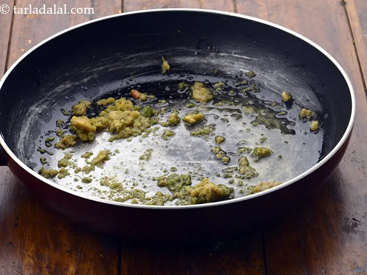 Step 10 – Saut&eacute; on a medium flame for 30 seconds.