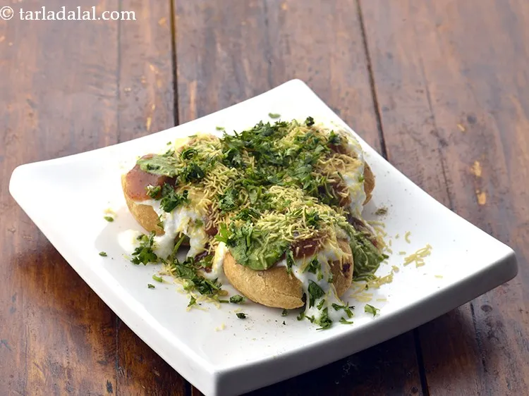 Step 39 – Serve<strong> lilva kachori chaat recipe | winter fresh toovar kachori chaat | fresh tuvar kachori …