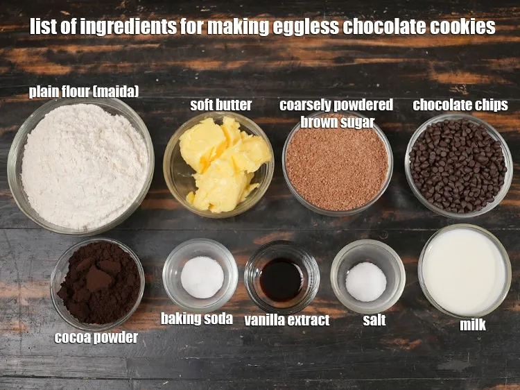 स्टेप 2 – <u><em>अंडे रहित चॉकलेट कुकीज़ रेसिपी बनाने के लिए सामग्री की …