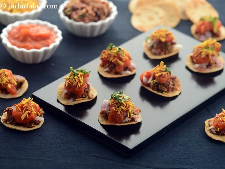 Step 36 – Serve the&nbsp;<strong>rajma sev puri</strong>&nbsp;immediately before it turns soggy.&nbsp;