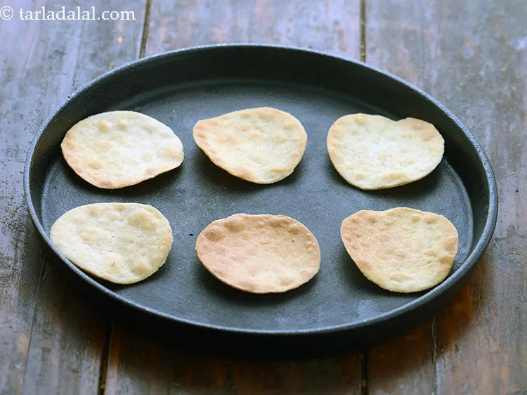 Step 29 – To assemble tangy&nbsp;<strong>low calorie sev puri | healthy rajma sev puri | low calorie Indian …