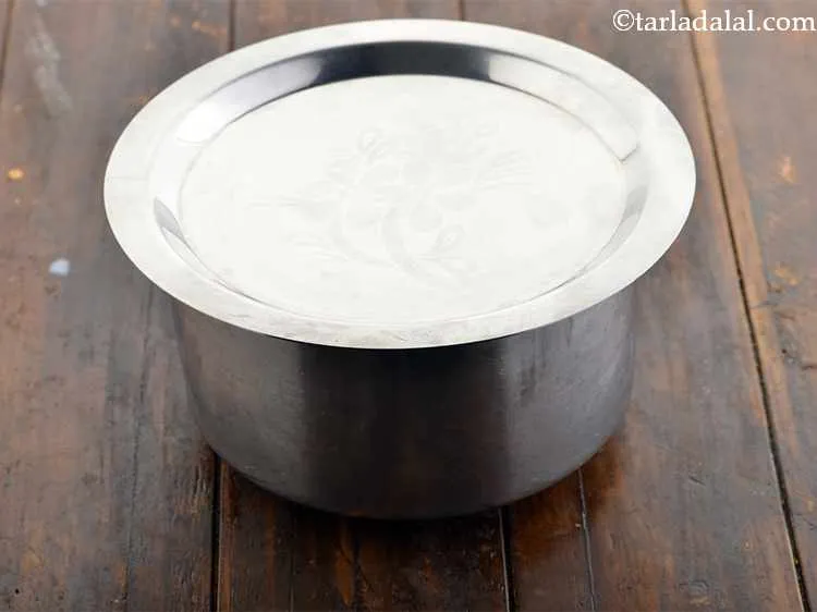 स्टेप 10 – ढक्कन से ढक दें।