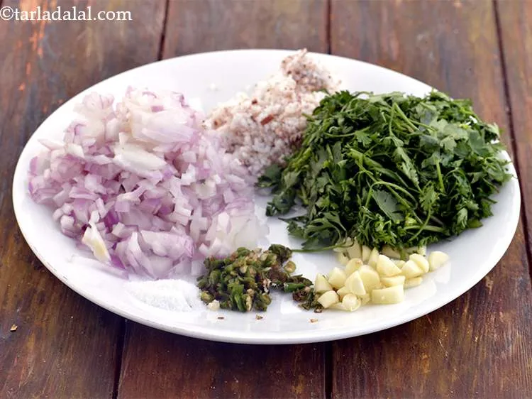 स्टेप 2 – <strong>क्रंची ब्रेड कटलेट</strong> बनाने के लिए&nbsp;| <strong>ब्रेड कटलेट | कटलेट …