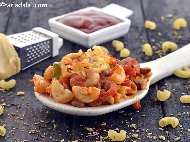 Step 31 – Serve&nbsp;<strong>macaroni hot pot | kids&nbsp;macaroni tiffin box | baked macaroni with baked beans | Indian …