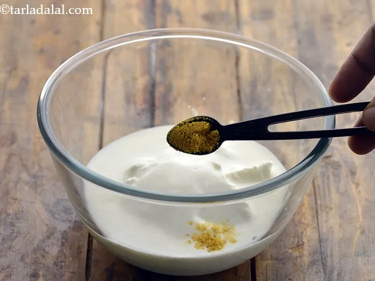 स्टेप 4 – सरसों का पाउडर डालें। आप सरसों के पेस्ट का भी …