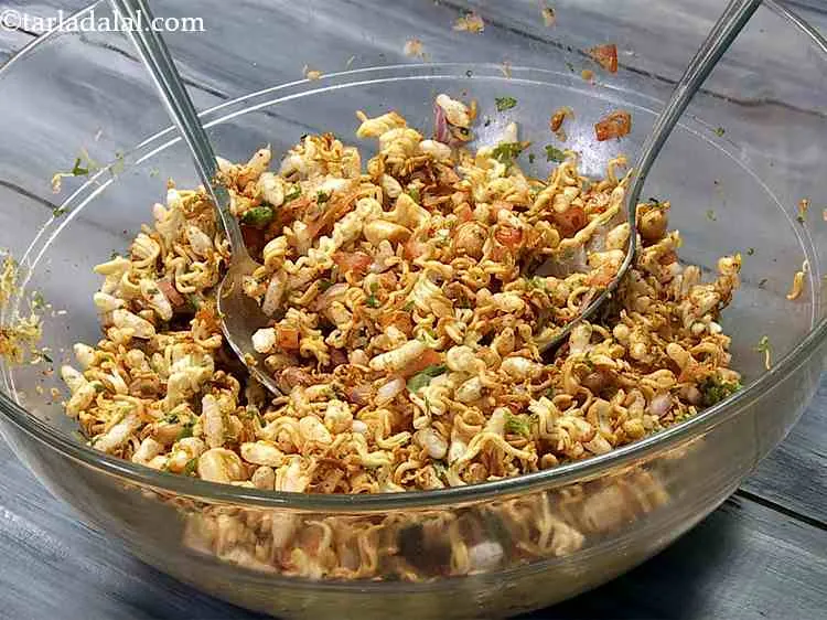 Step 15 – Add the prepared paste and toss well.