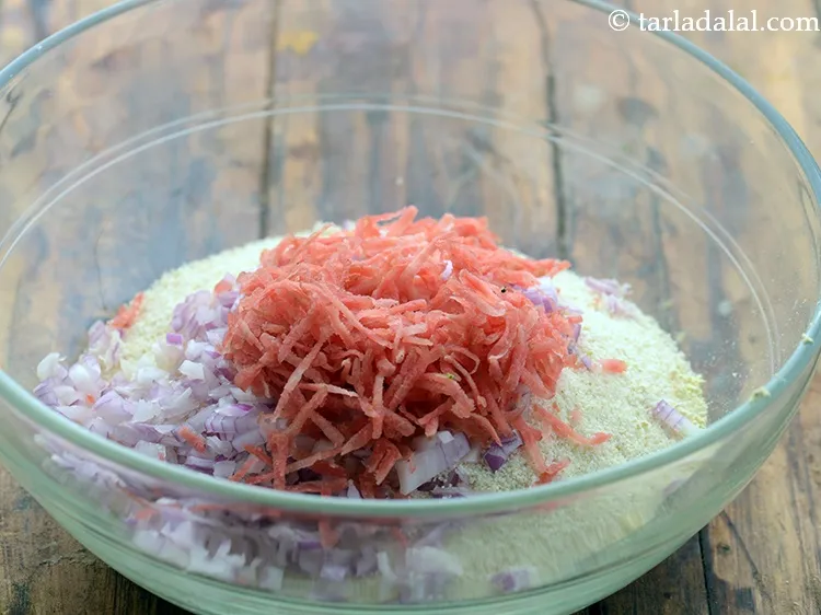 Step 9 – Add grated carrot.&nbsp;