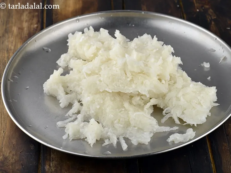Step 25 – Add the grated boiled radish.