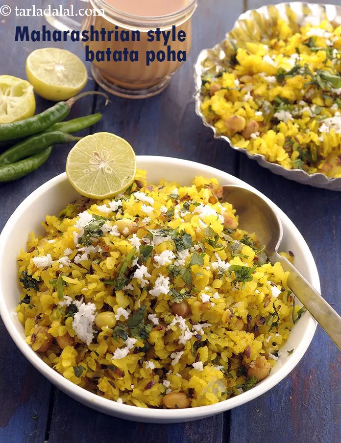 Step 19 – <strong>Maharashtrian style batata poha |&nbsp;Maharashtrian batata poha</strong>