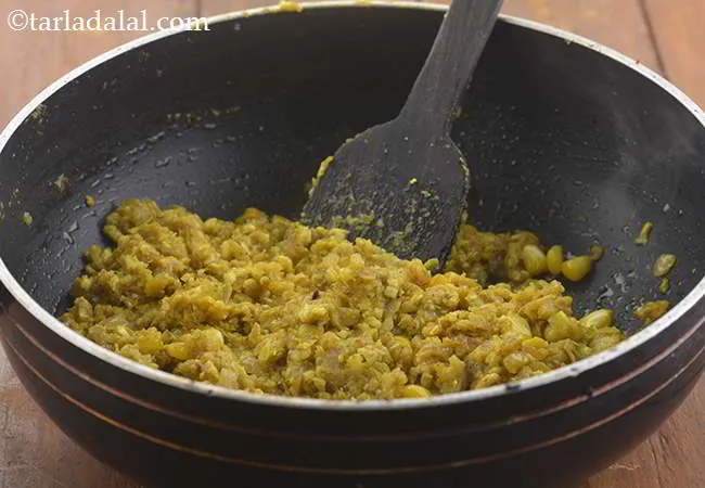 Step 14 – Mix well and cook on a medium flame for another 3 to 4 minutes.